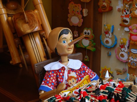 Pinocchio Store Pinocchio Store - foto by fi_chince - http://flic.kr/p/6NXabM